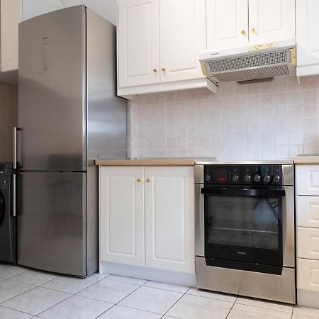 Spacious Apartment Close To The Sea And The City Center Athen Eksteriør bilde